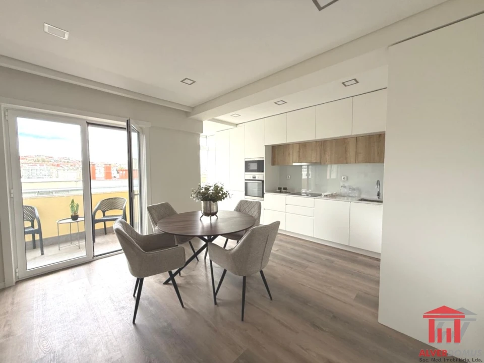 Apartamento T3 para Venda em Santa Maria Maior Foto 3