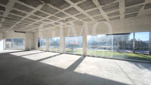 Loja para Venda em Oliveira do Bairro