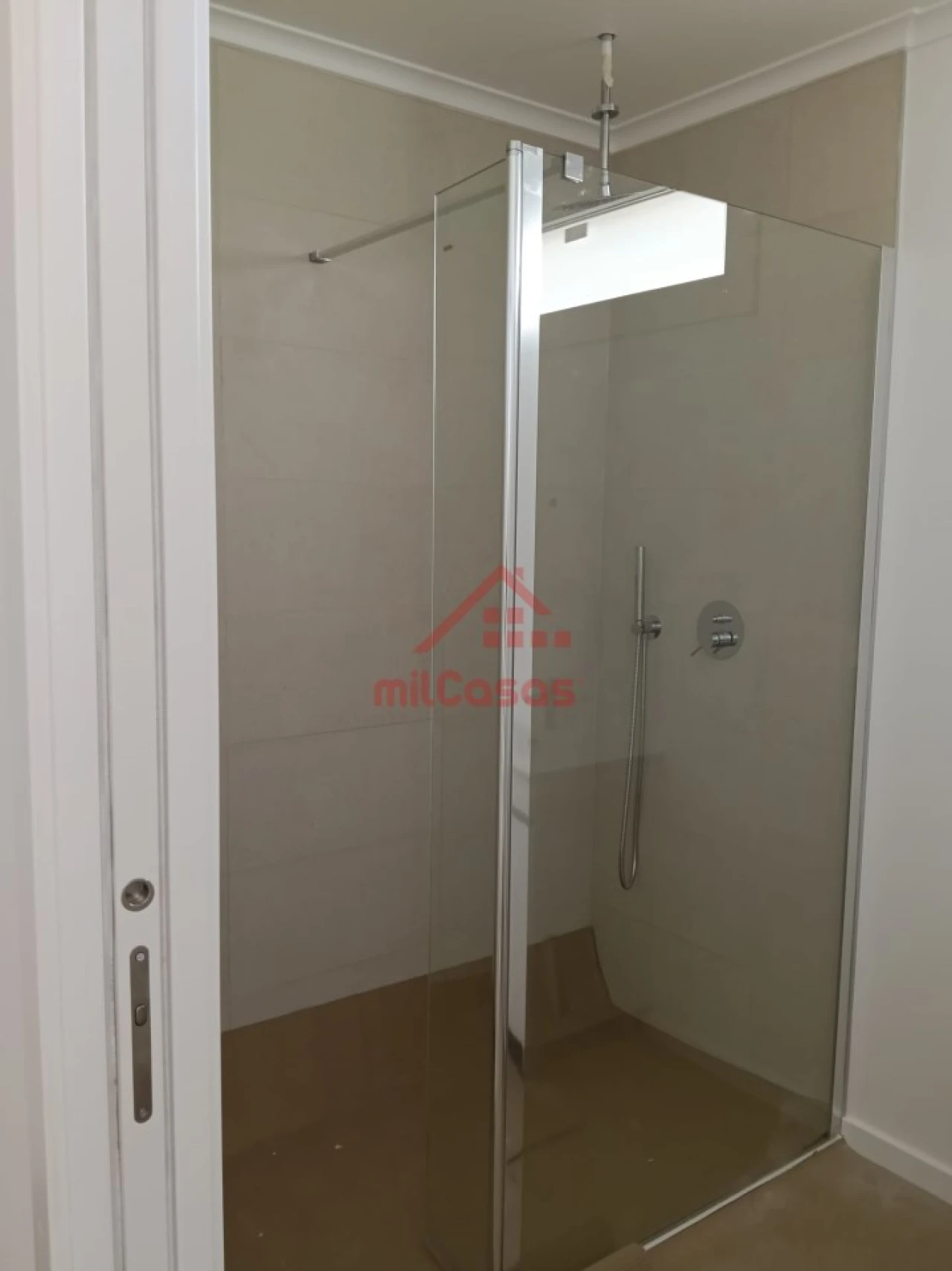 Moradia T2 para Venda em Maxial e Monte Redondo Foto 17