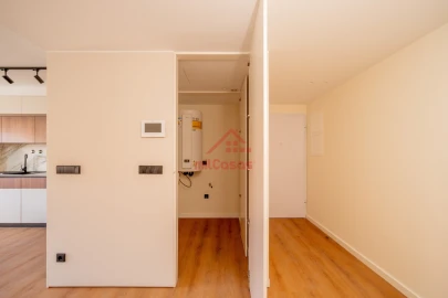 Apartamento T1 para Venda em Santa Maria, São Pedro e Matacães