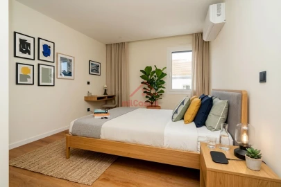Apartamento T1 para Venda em Santa Maria, São Pedro e Matacães
