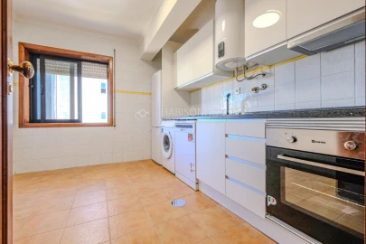 Apartamento T2 para Venda em Fânzeres e São Pedro da Cova