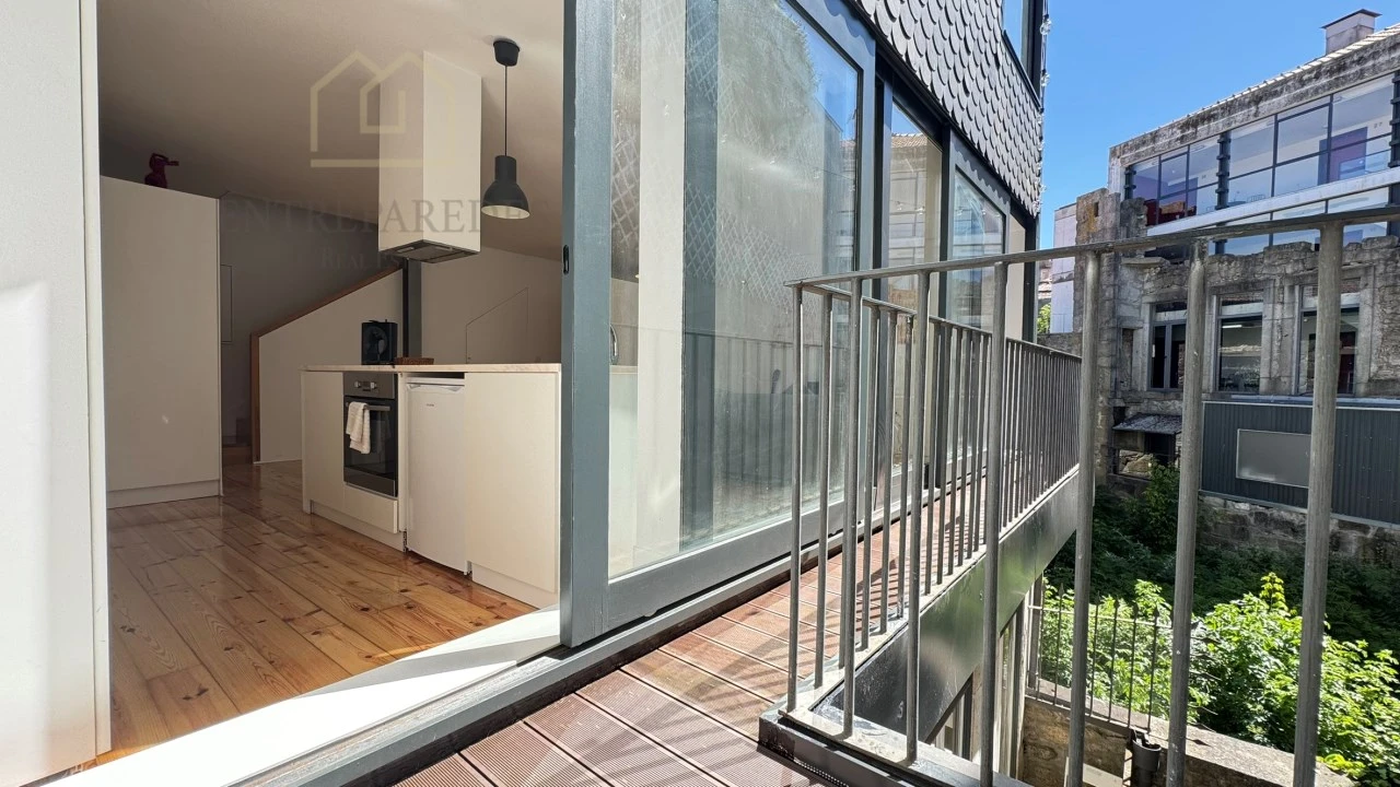 Apartamento T2 para Venda em Cedofeita, Santo Ildefonso, Sé, Miragaia, São Nicolau e Vitória Foto 11