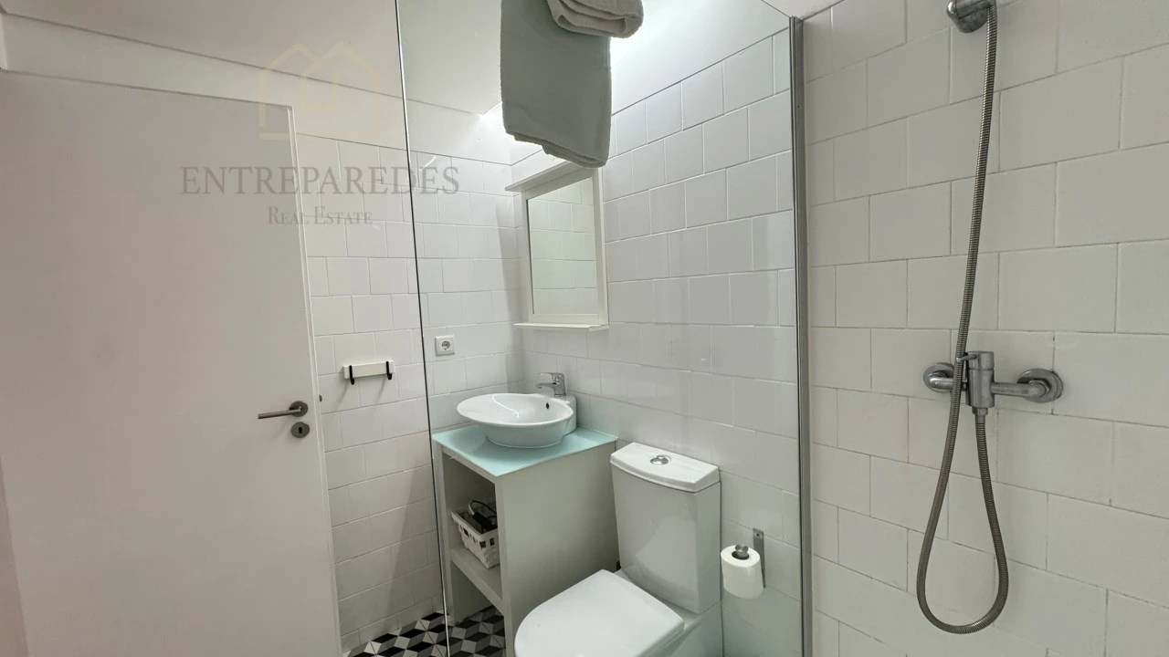 Apartamento T2 para Venda em Cedofeita, Santo Ildefonso, Sé, Miragaia, São Nicolau e Vitória Foto 30