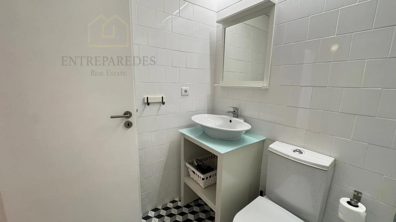 Apartamento T2 para Venda em Cedofeita, Santo Ildefonso, Sé, Miragaia, São Nicolau e Vitória Foto 31