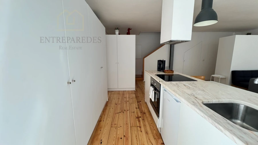 Apartamento T2 para Venda em Cedofeita, Santo Ildefonso, Sé, Miragaia, São Nicolau e Vitória Foto 4