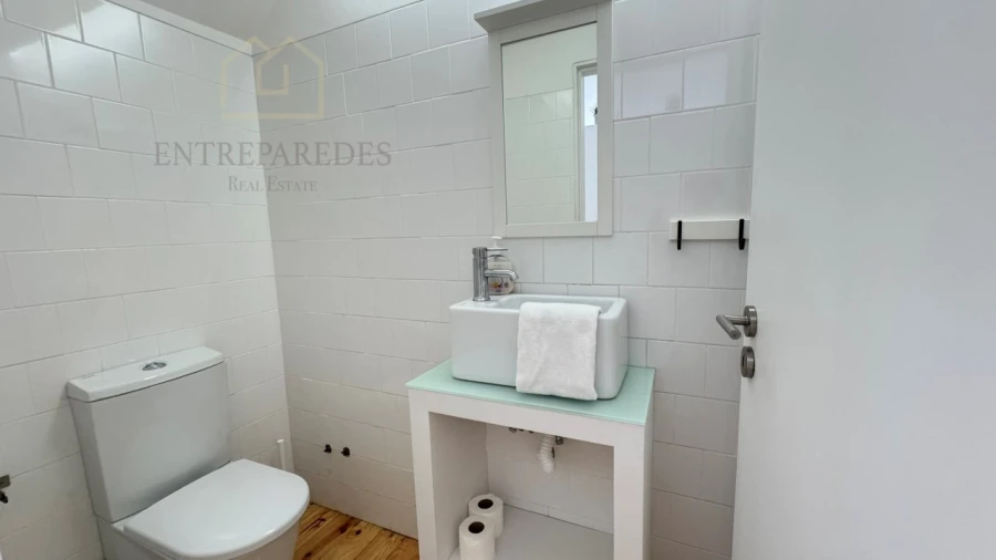 Apartamento T2 para Venda em Cedofeita, Santo Ildefonso, Sé, Miragaia, São Nicolau e Vitória Foto 17
