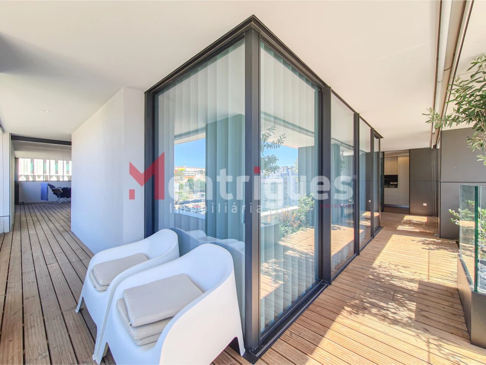 Apartamento T3 para Arrendamento em Parque das Nações Foto 19