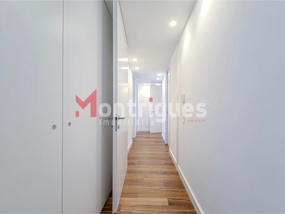 Apartamento T3 para Arrendamento em Parque das Nações Foto 23