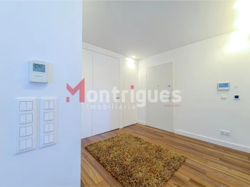 Apartamento T3 para Arrendamento em Parque das Nações