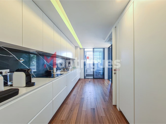 Apartamento T3 para Arrendamento em Parque das Nações Foto 15