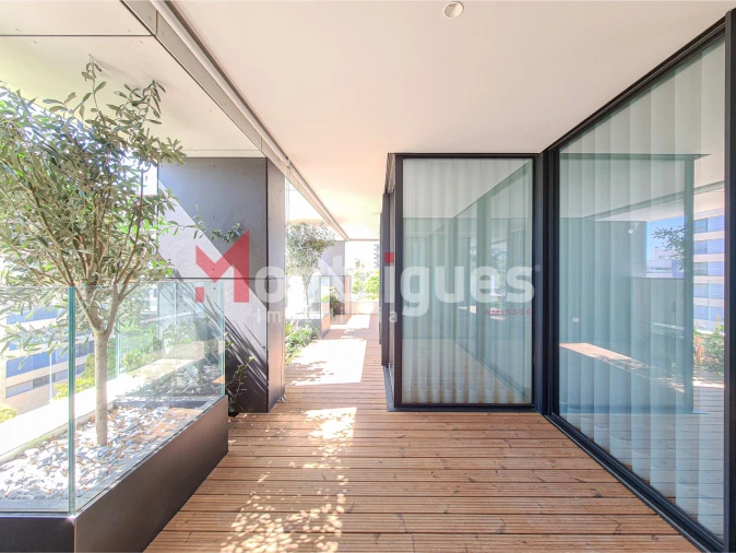 Apartamento T3 para Arrendamento em Parque das Nações Foto 18