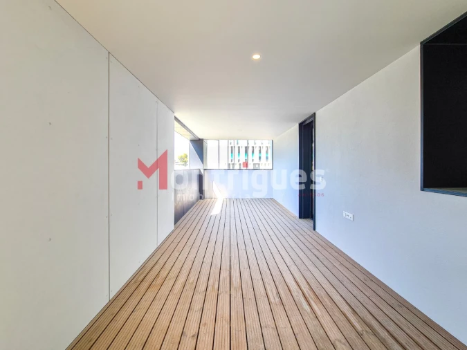 Apartamento T3 para Arrendamento em Parque das Nações Foto 33