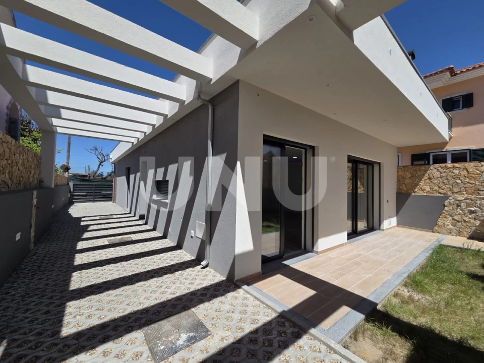 Moradia T3 para Venda em Seixal, Arrentela e Aldeia de Paio Pires Foto 34