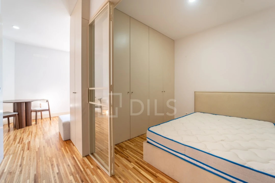 Apartamento para Venda em Cedofeita, Santo Ildefonso, Sé, Miragaia, São Nicolau e Vitória Foto 1