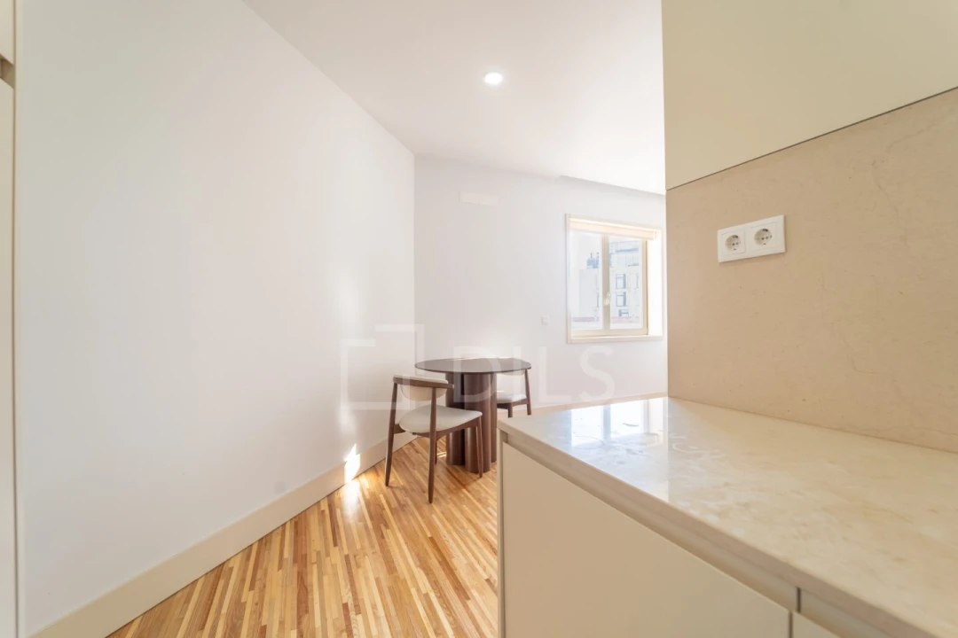 Apartamento para Venda em Cedofeita, Santo Ildefonso, Sé, Miragaia, São Nicolau e Vitória Foto 15