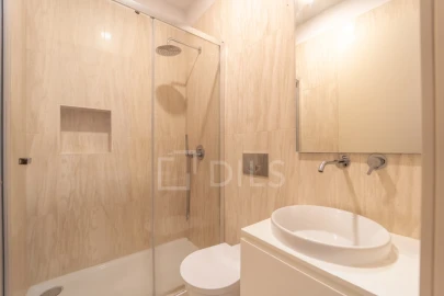 Apartamento para Venda em Cedofeita, Santo Ildefonso, Sé, Miragaia, São Nicolau e Vitória