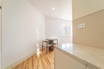 Apartamento para Venda em Cedofeita, Santo Ildefonso, Sé, Miragaia, São Nicolau e Vitória