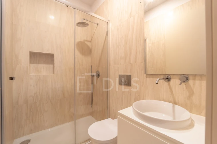 Apartamento para Venda em Cedofeita, Santo Ildefonso, Sé, Miragaia, São Nicolau e Vitória Foto 13