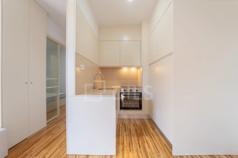 Apartamento para Venda em Cedofeita, Santo Ildefonso, Sé, Miragaia, São Nicolau e Vitória Foto 14
