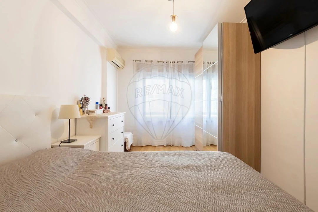 Apartamento T2 para Venda em Alverca do Ribatejo e Sobralinho Foto 9