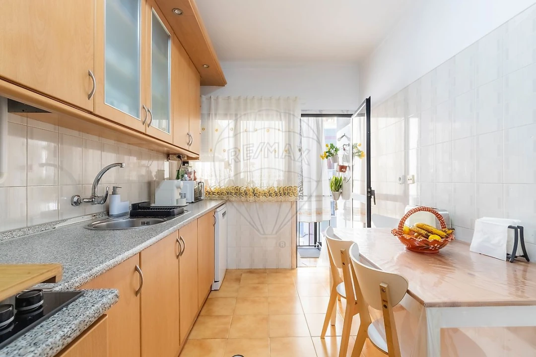 Apartamento T2 para Venda em Alverca do Ribatejo e Sobralinho Foto 6