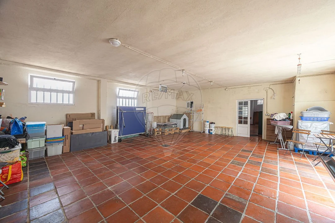 Moradia T5 para Venda em Santa Maria, São Pedro e Matacães Foto 28