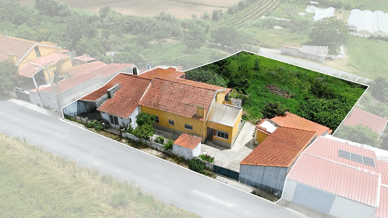 Moradia T2 para Venda em Azueira e Sobral da Abelheira Foto 22
