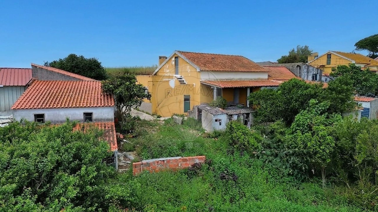 Moradia T2 para Venda em Azueira e Sobral da Abelheira Foto 20