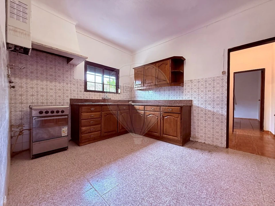 Moradia T2 para Venda em Azueira e Sobral da Abelheira Foto 7