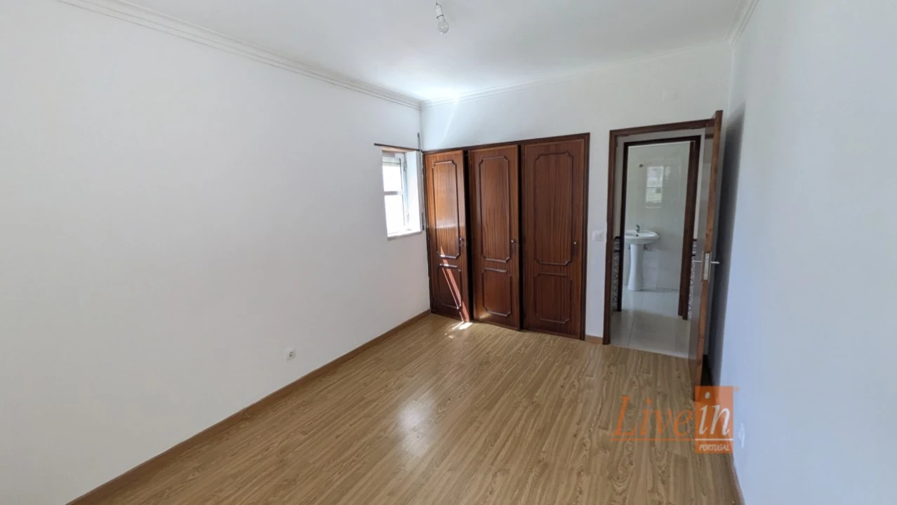 Apartamento T2 para Venda em Algueirão-Mem Martins Foto 20