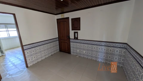 Apartamento T2 para Venda em Algueirão-Mem Martins