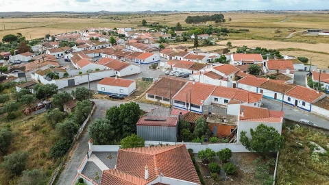 Moradia T4 para Venda em Castro Verde e Casével