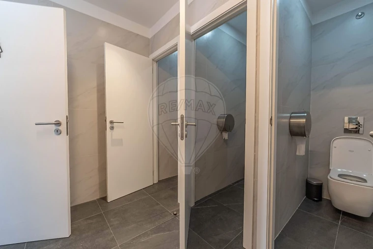 Escritório para Arrendamento em Ramalde Foto 8