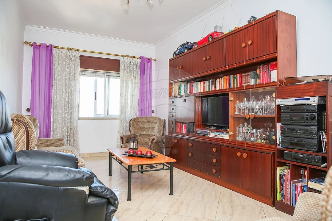 Apartamento T3 para Venda em Águas Livres Foto 22
