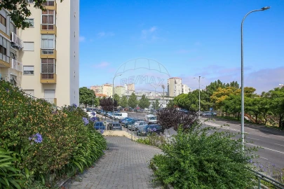 Apartamento T3 para Venda em Águas Livres