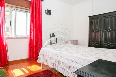Apartamento T3 para Venda em Águas Livres