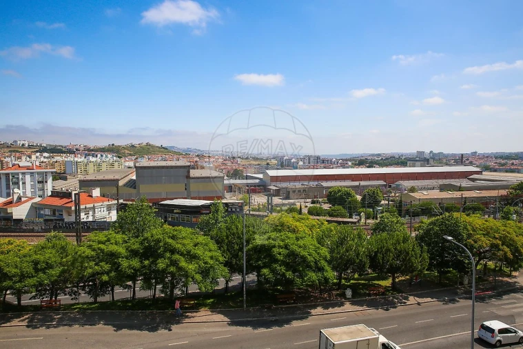 Apartamento T3 para Venda em Águas Livres Foto 15