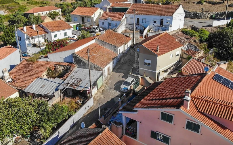 Moradia T2 para Venda em Arranho Foto 4