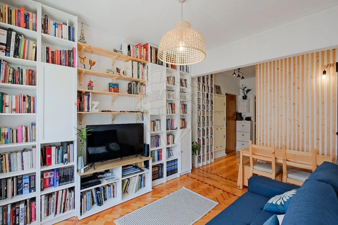 Apartamento T2 para Venda em Benfica Foto 11