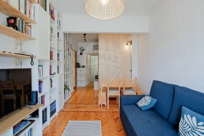 Apartamento T2 para Venda em Benfica