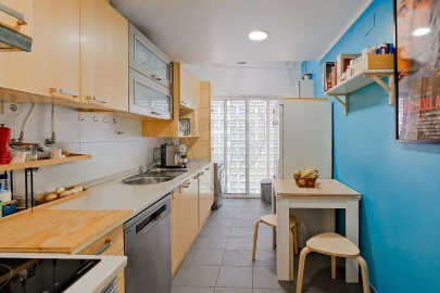 Apartamento T2 para Venda em Benfica