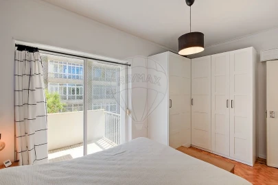Apartamento T2 para Venda em Benfica
