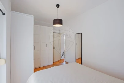 Apartamento T2 para Venda em Benfica