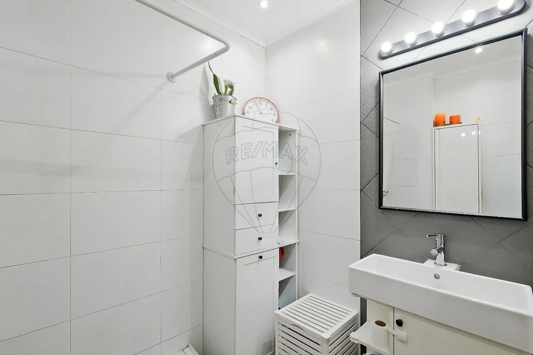 Apartamento T2 para Venda em Benfica Foto 24