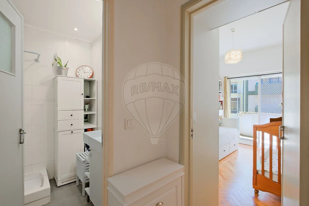 Apartamento T2 para Venda em Benfica Foto 26
