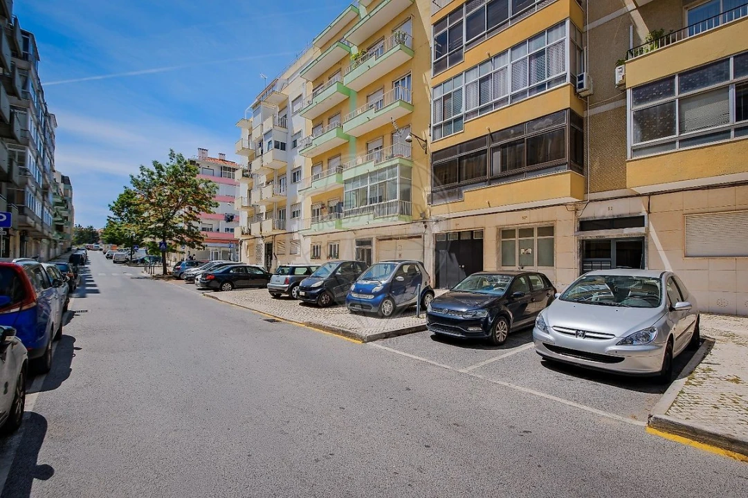 Apartamento T2 para Venda em Benfica Foto 18