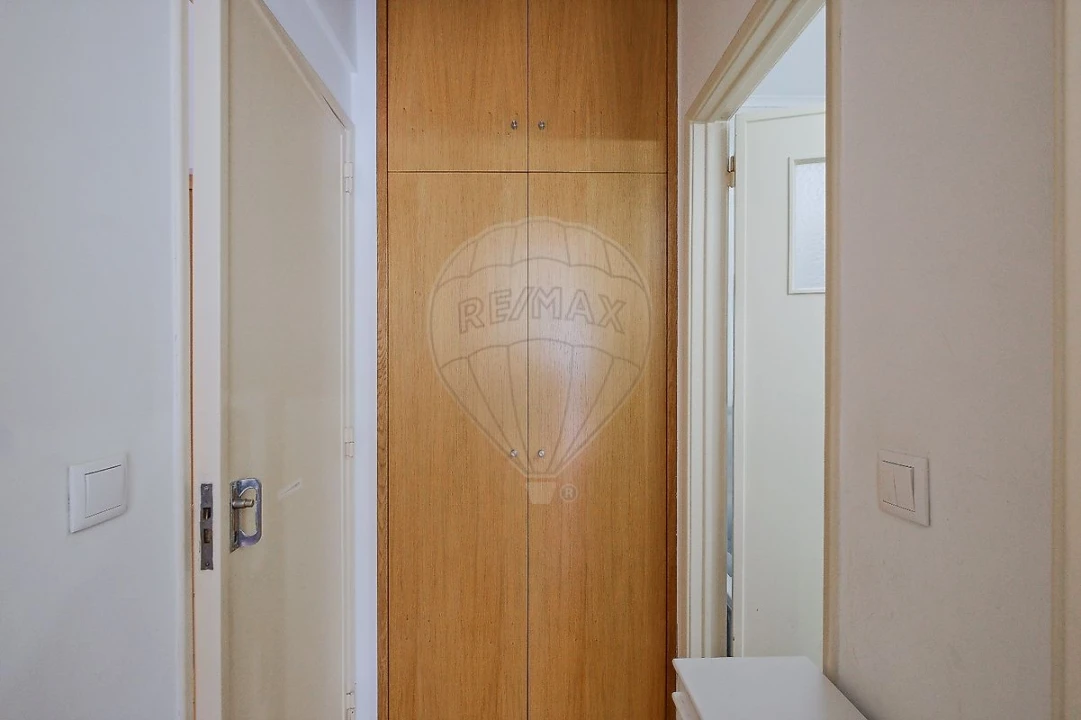 Apartamento T2 para Venda em Benfica Foto 20