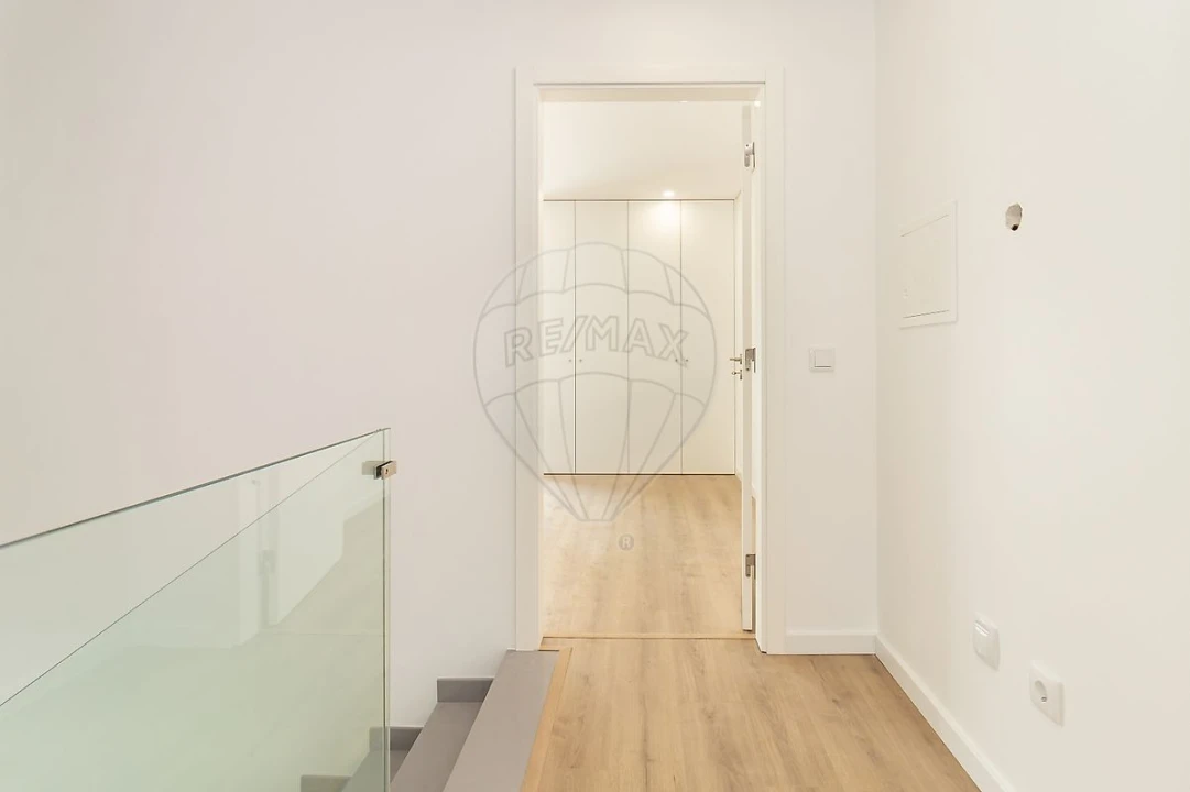 Apartamento T5 para Venda em Montijo e Afonsoeiro Foto 1