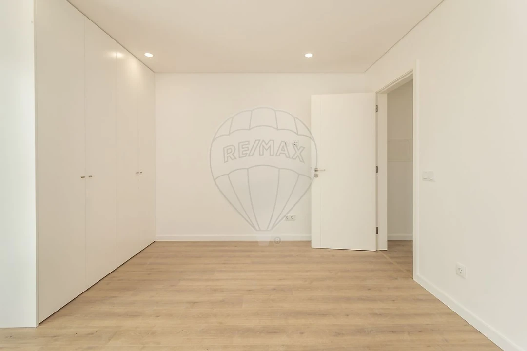 Apartamento T5 para Venda em Montijo e Afonsoeiro Foto 2